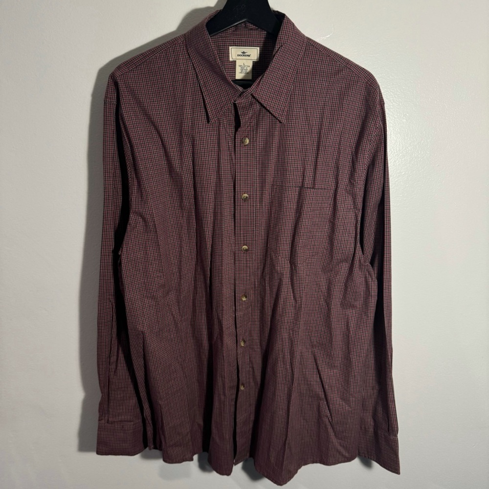 Dockers Red Long Sleeve Button Down Shirt 100% Cotton Size L - Picture 2 of 7